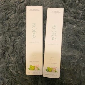 2 KORA ORGANICS - CREAM CLEANSER